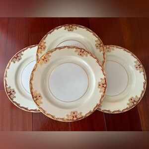 Meito china. Hampton pattern. Four 10” dinner plates.